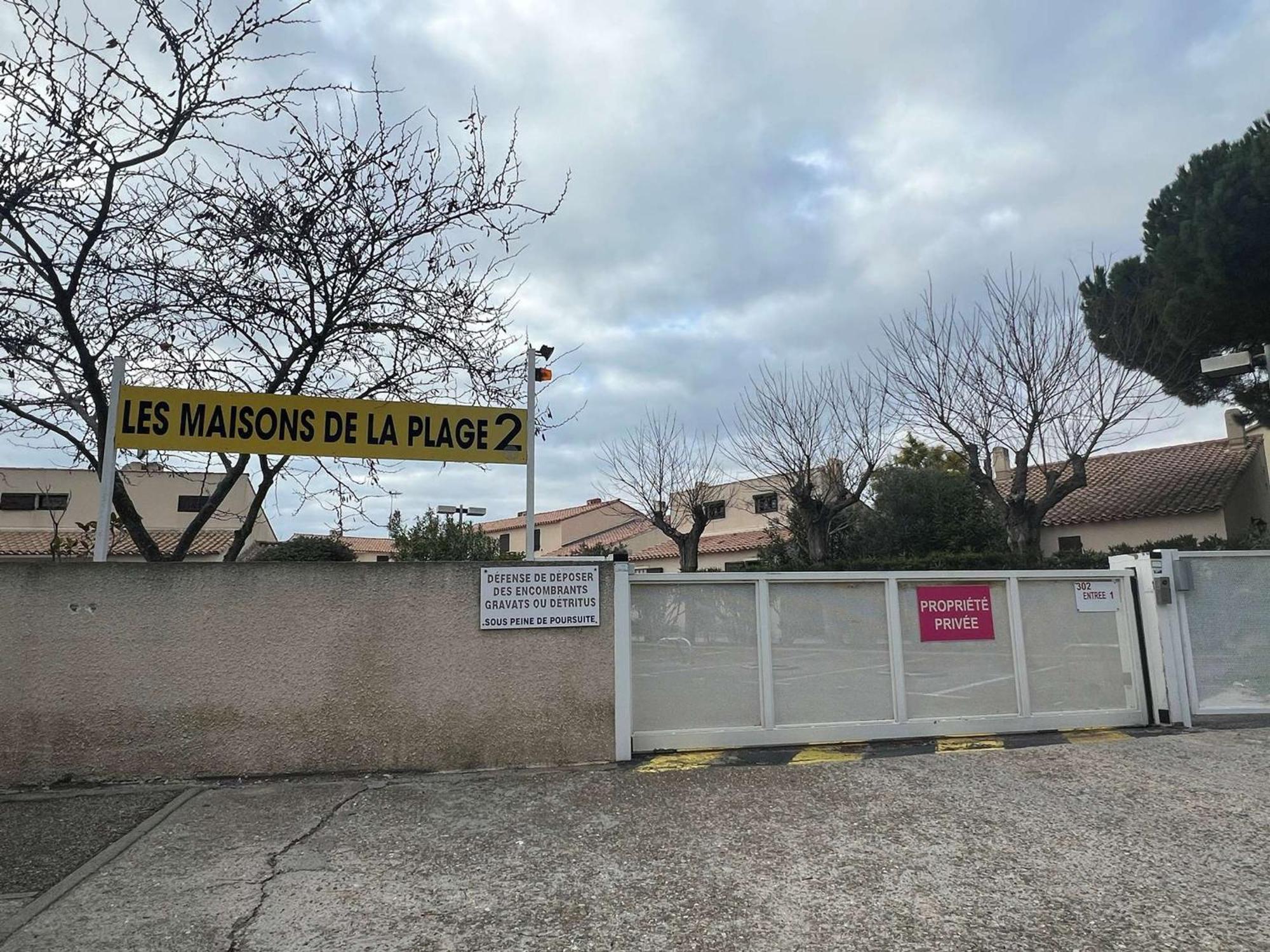 לה-גרו-דו-רואה Maison P2 Mezzanine, Terrasse, Proche Plage Et Commerces, Parking Securise Au Grau-Du-Roi - Fr-1-307-142 מראה חיצוני תמונה