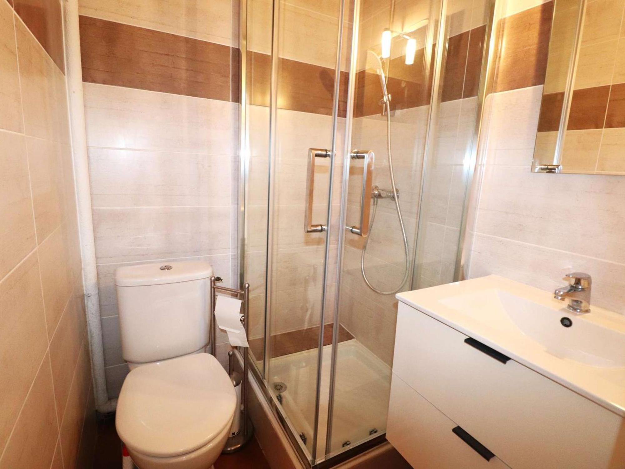 לה-גרו-דו-רואה Maison P2 Mezzanine, Terrasse, Proche Plage Et Commerces, Parking Securise Au Grau-Du-Roi - Fr-1-307-142 מראה חיצוני תמונה
