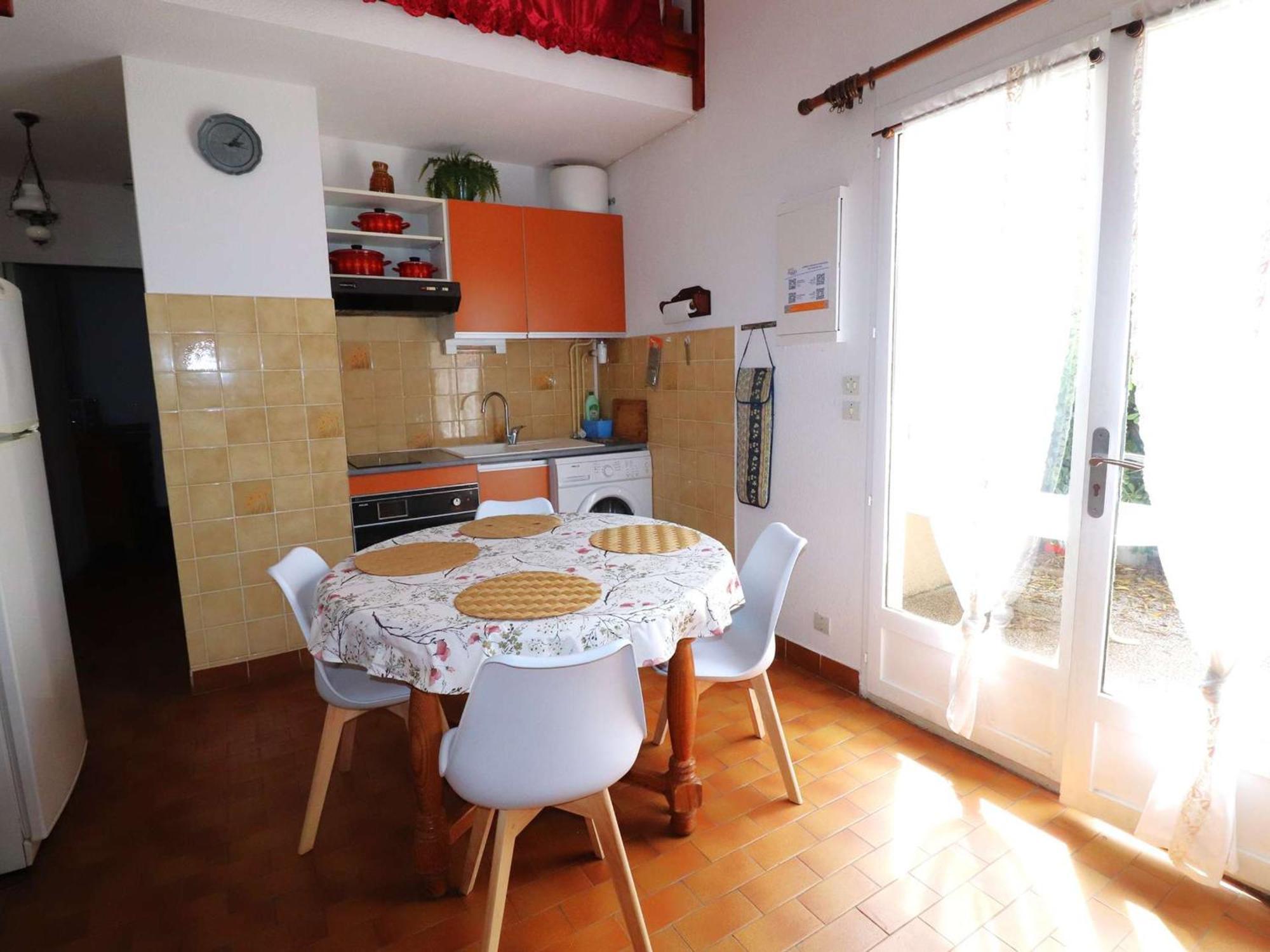 לה-גרו-דו-רואה Maison P2 Mezzanine, Terrasse, Proche Plage Et Commerces, Parking Securise Au Grau-Du-Roi - Fr-1-307-142 מראה חיצוני תמונה